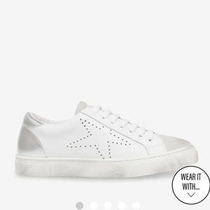 NEW Steve Madden Rezza White sneaker size 9